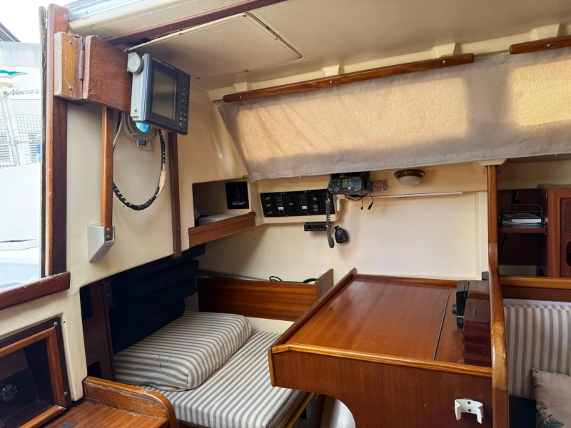 Dufour 31 1985