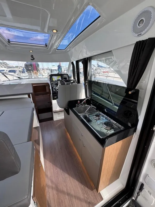 Beneteau Antares 9 OB 2021