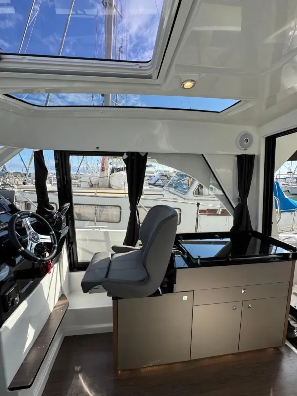 Beneteau Antares 9 OB 2021