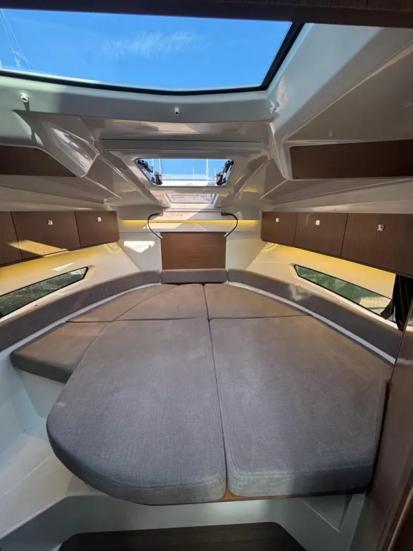 Beneteau Antares 9 OB 2021