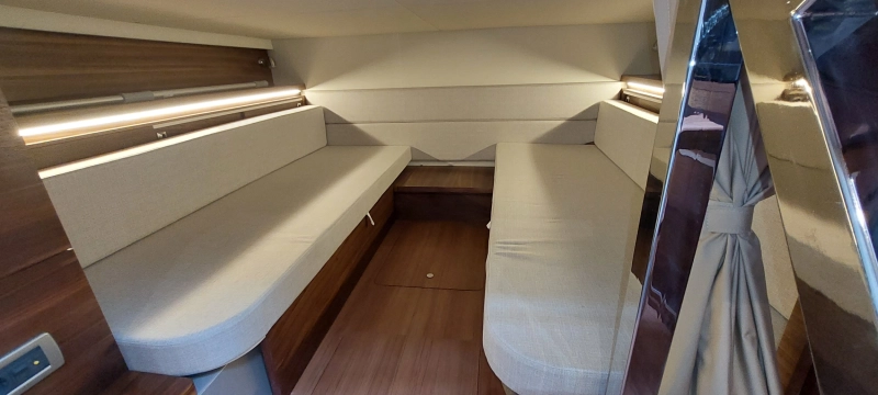 Sea Ray sundancer 320 2020