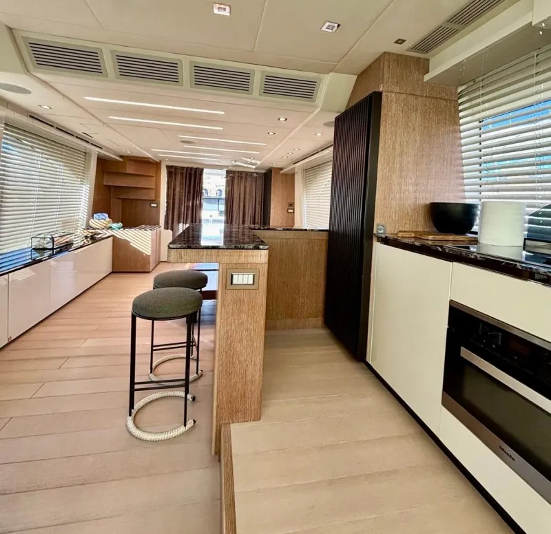 Monte Carlo Yachts MCY 70 2019
