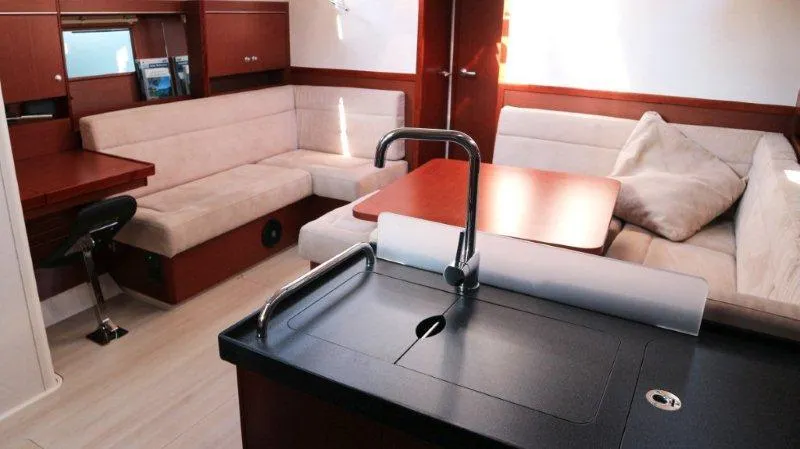 Hanse 455 2017