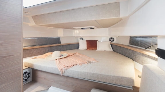 Quarken 35 Sport Tourer 2025