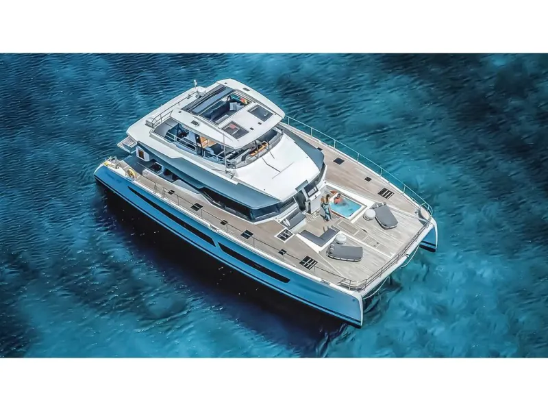 Fountaine Pajot Power 67 2025