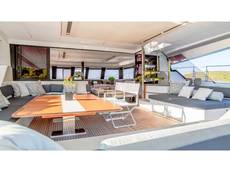 Fountaine Pajot Power 67 2025