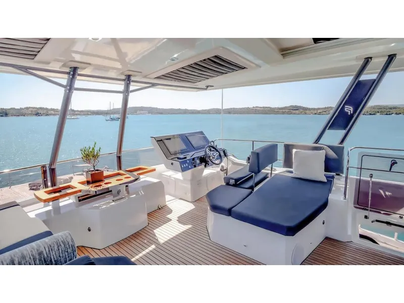 Fountaine Pajot Power 67 2025