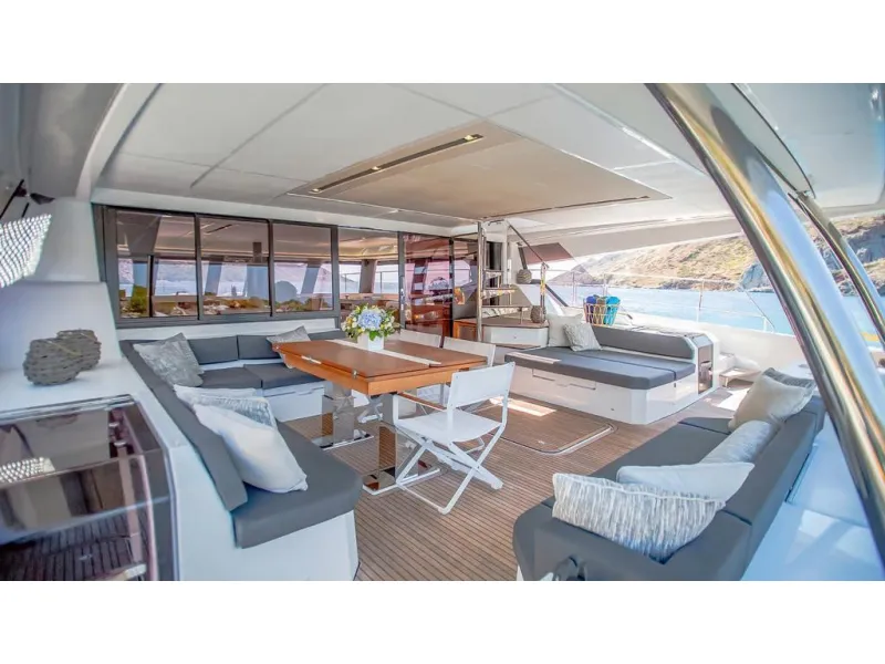 Fountaine Pajot Power 67 2025
