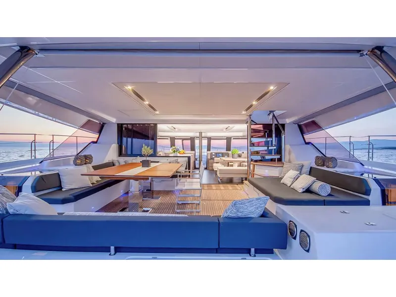 Fountaine Pajot Power 67 2025