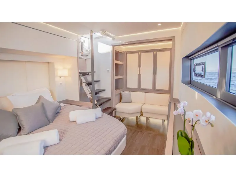 Fountaine Pajot Power 67 2025