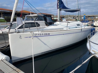 Foto del barco Beneteau First 27.7 2004