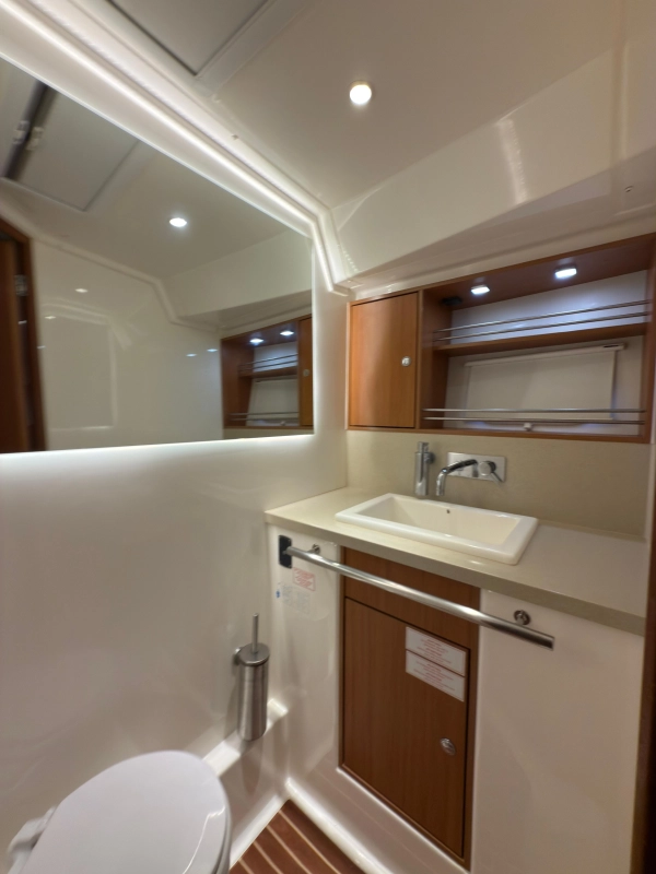 Bavaria 43 Sport 2012