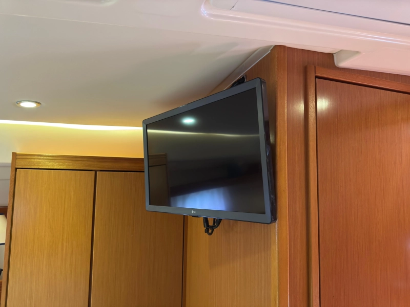Bavaria 43 Sport 2012