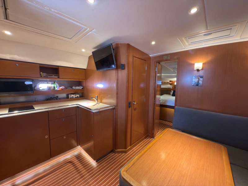 Bavaria 43 Sport 2012