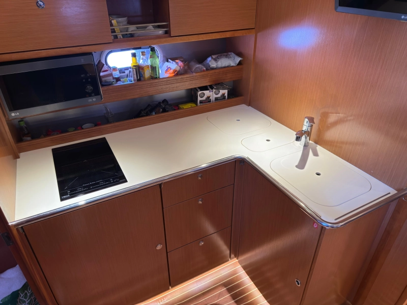 Bavaria 43 Sport 2012