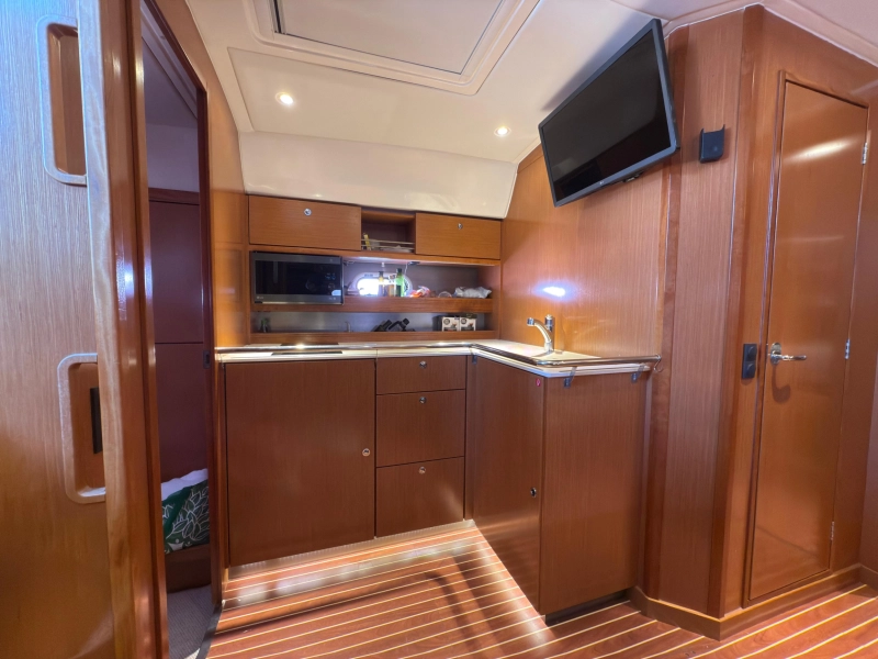 Bavaria 43 Sport 2012