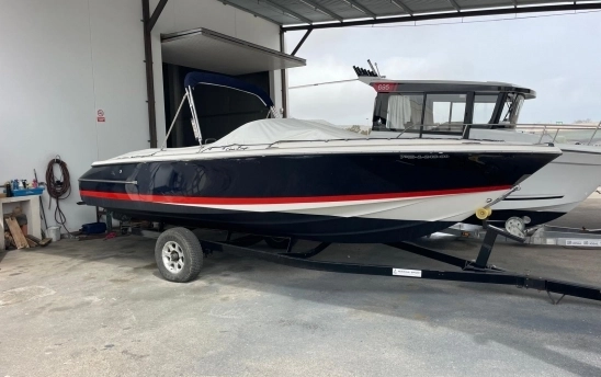 Chris-Craft Launch 22 LH 2006