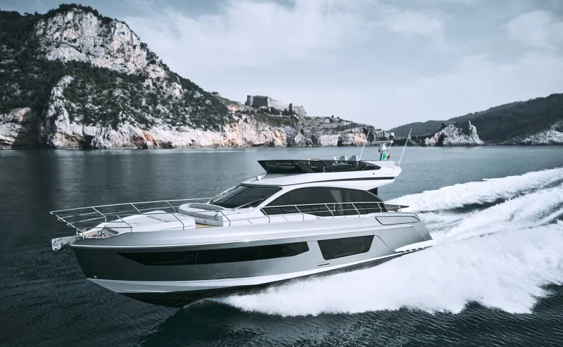 Azimut Fly 53 2025