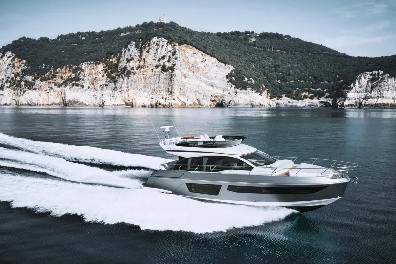 Azimut Fly 53 2025