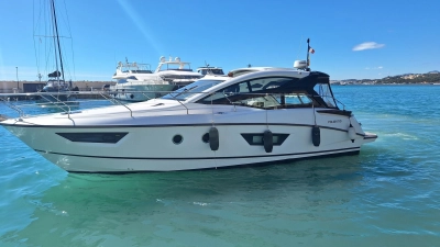 Foto del barco Beneteau GT40 2016