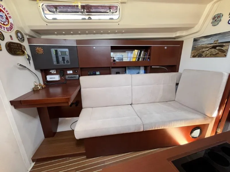 Hanse 385 2012