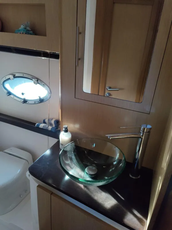 Mano Marine 42.50 2010
