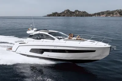 Foto del barco Azimut Atlantis 45 2025
