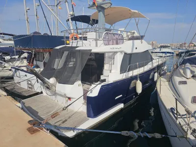 Foto del barco Azimut Magellano 43 2014