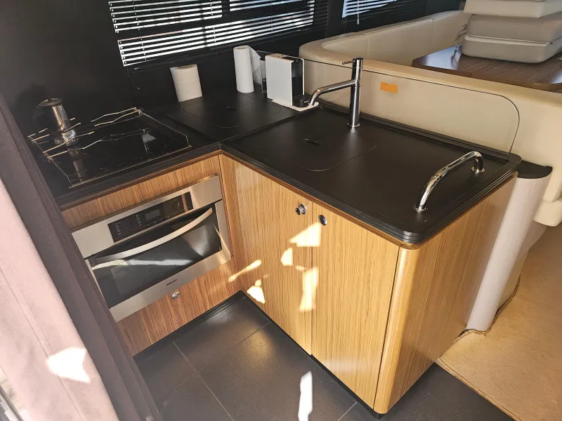 Azimut Magellano 43 2014