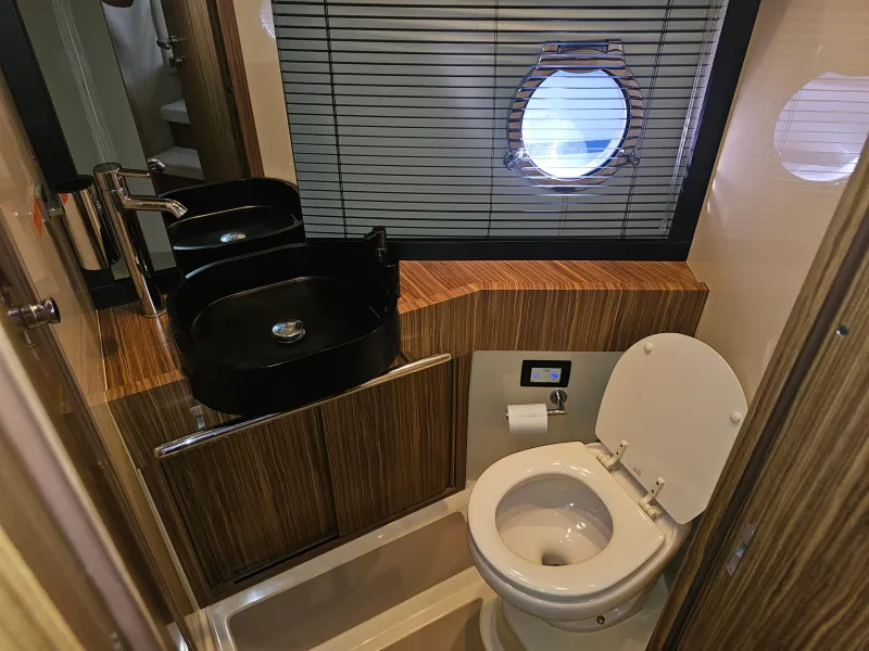 Azimut Magellano 43 2014
