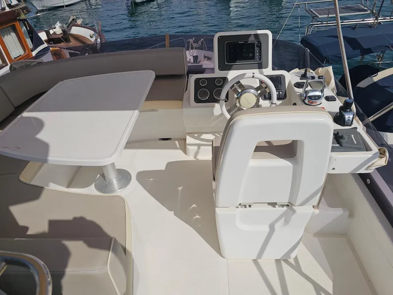 Azimut Magellano 43 2014