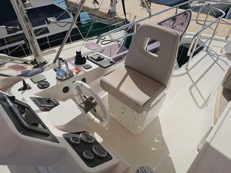Azimut Magellano 43 2014