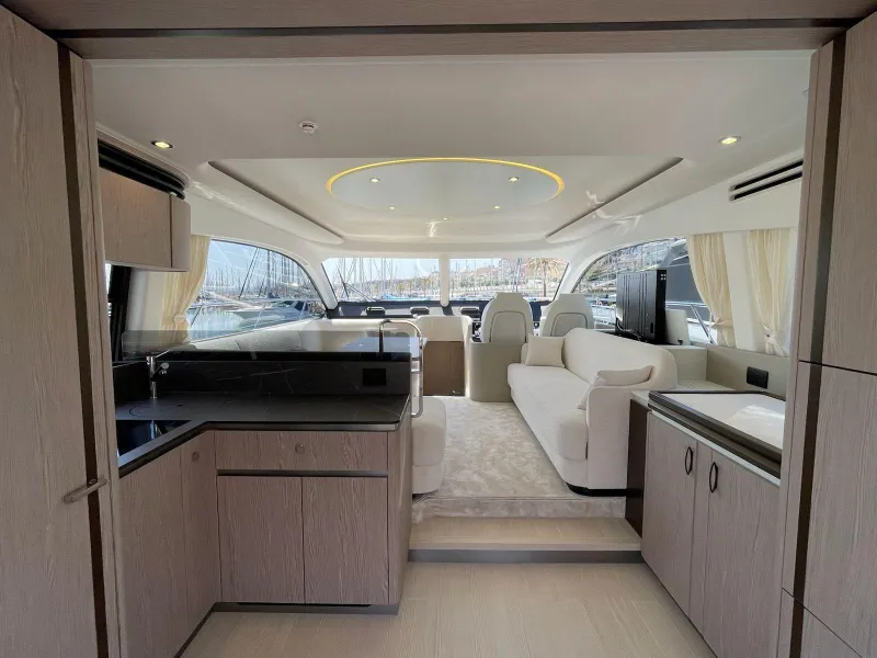 Azimut Fly 53 2025