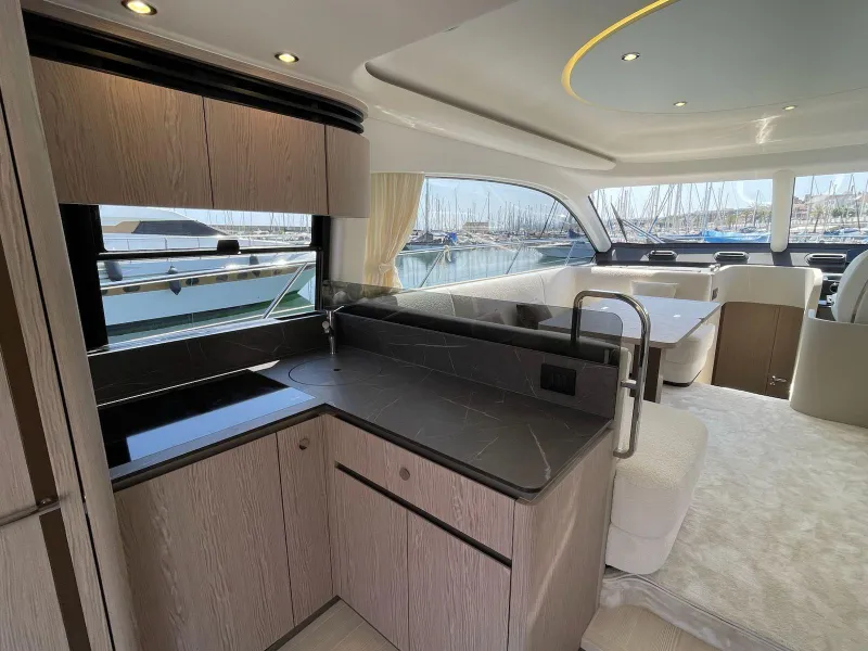Azimut Fly 53 2025