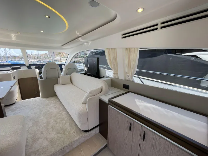 Azimut Fly 53 2025