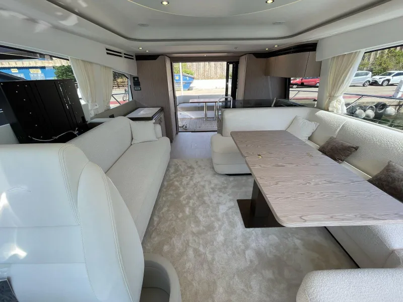 Azimut Fly 53 2025