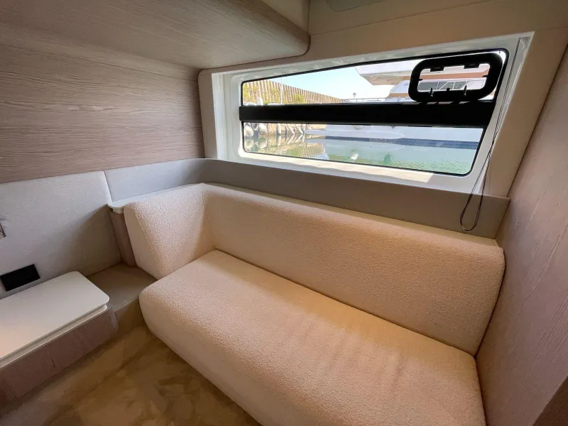 Azimut Fly 53 2025
