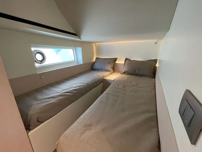Azimut Seadeck 6 2025