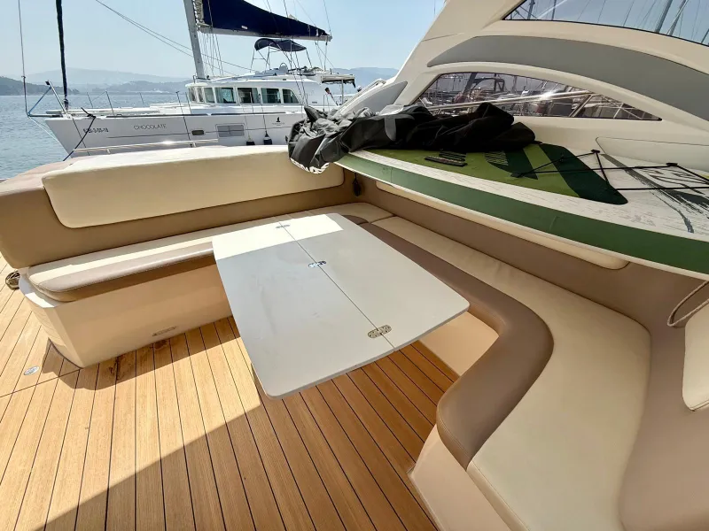 Mano Marine 42.50 2010