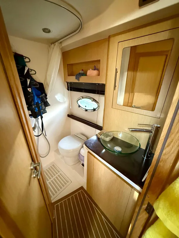 Mano Marine 42.50 2010