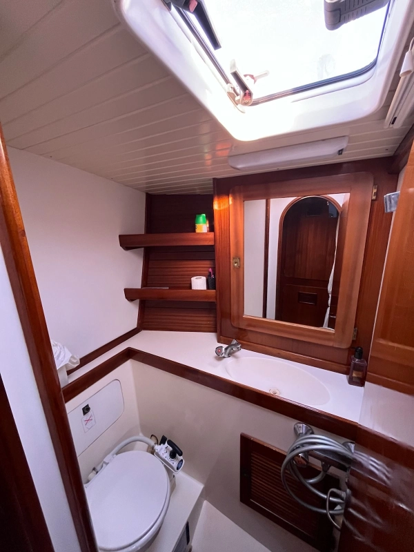 Northwind 435 1989