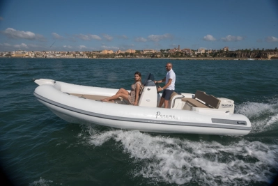 Foto del barco  Otros Blue Rib 19 2024