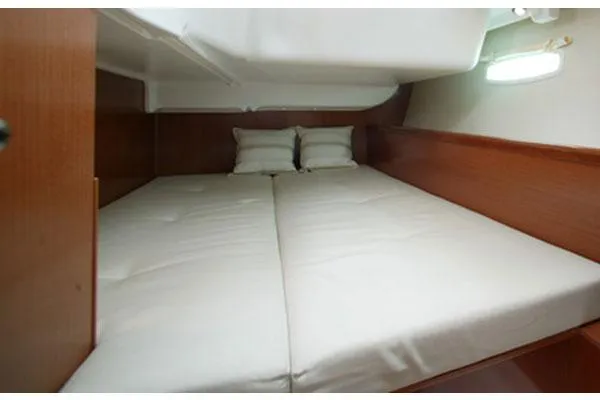 Beneteau Oceanis 40 2008