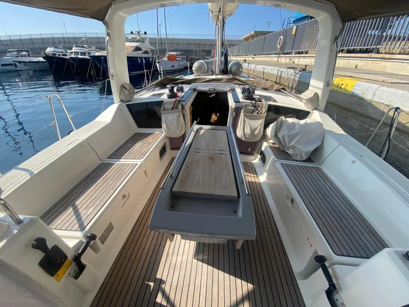 Beneteau Oceanis 41.1 2019