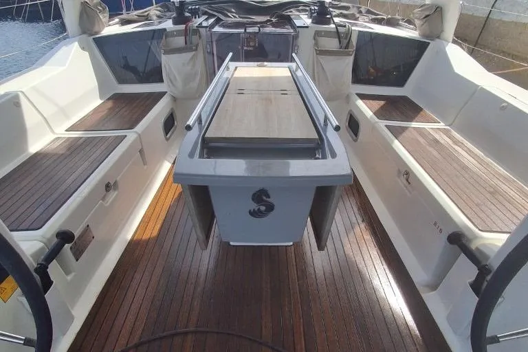 Beneteau Oceanis 41.1 2019