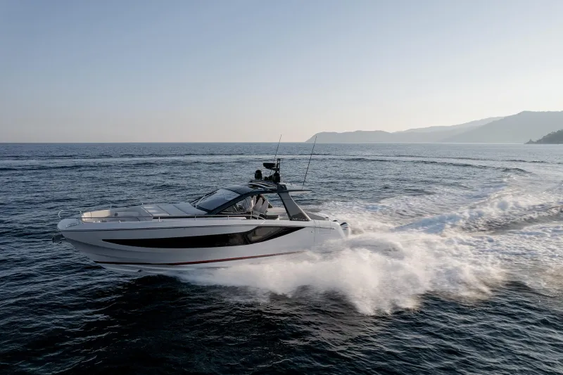 Azimut Verve 42 2025