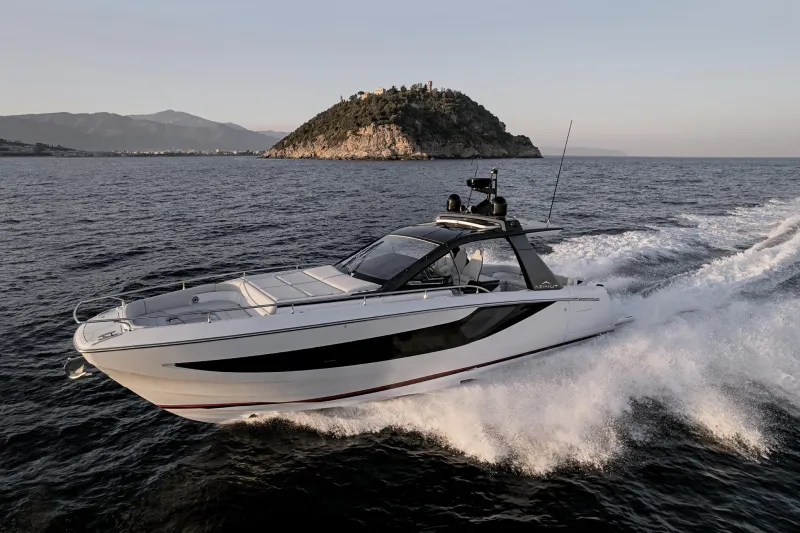 Azimut Verve 42 2025