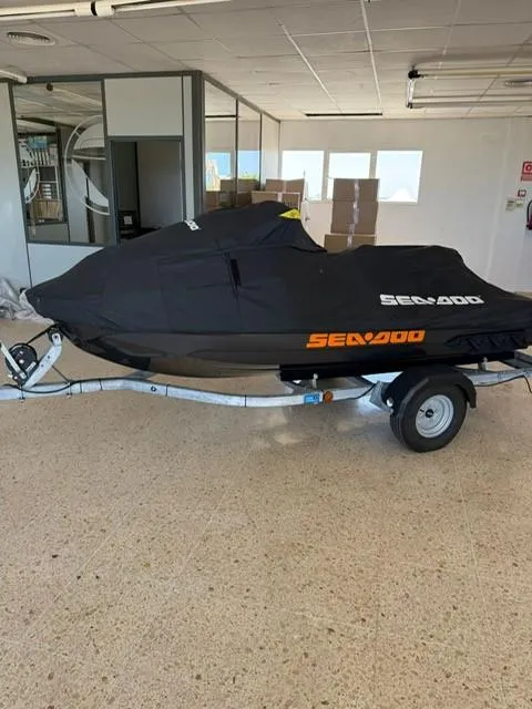 Sea-Doo GTX 230 2024
