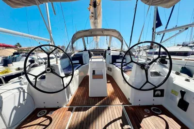 Foto del barco Beneteau Oceanis 34.1 2022
