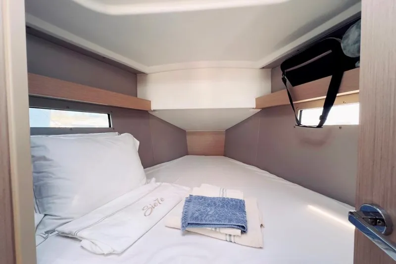 Beneteau Oceanis 34.1 2022